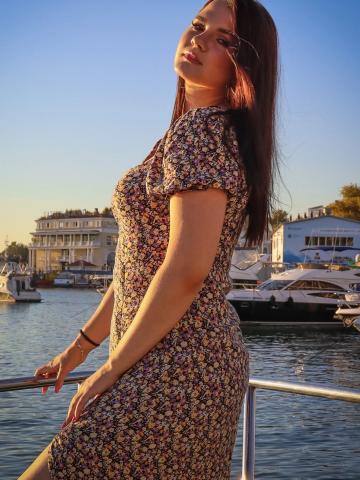 Анна Дедовск